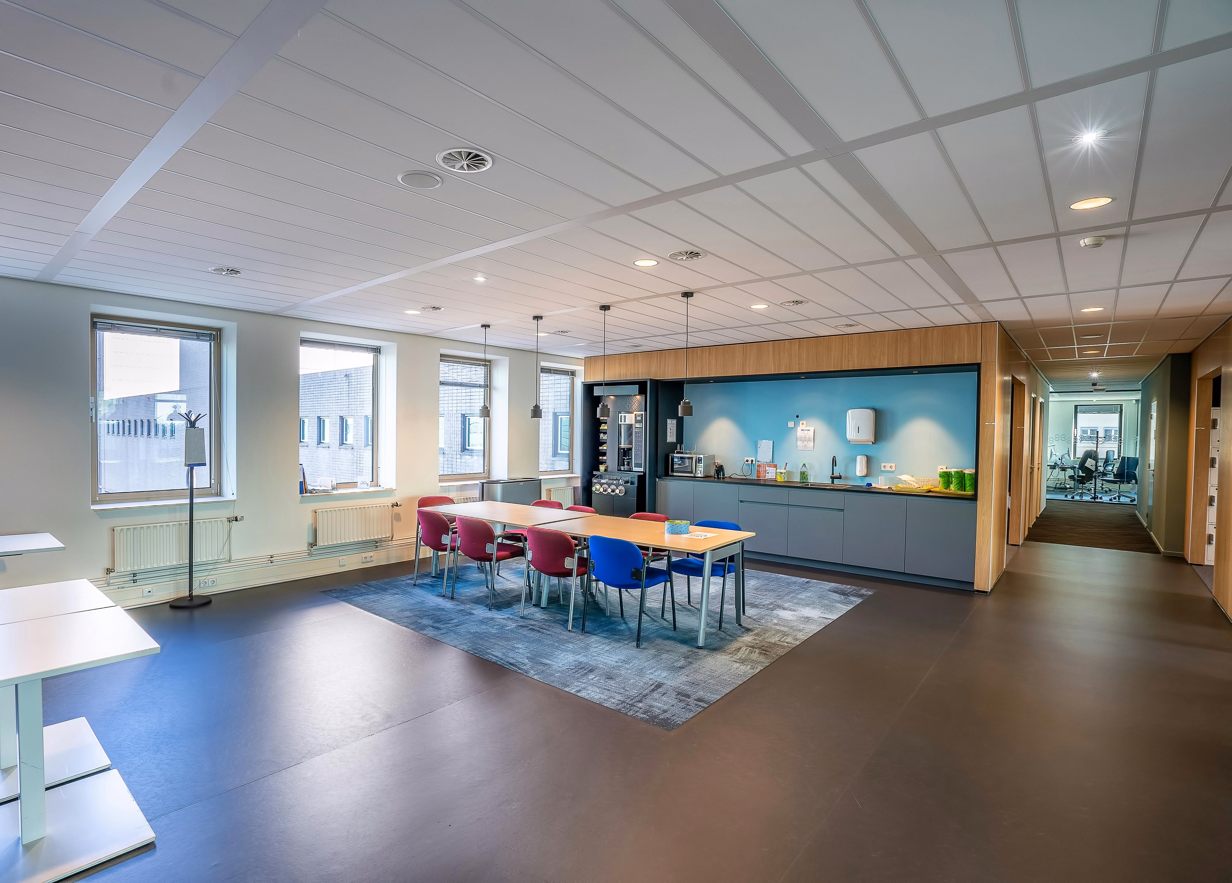 Commercial kitchen cleaning